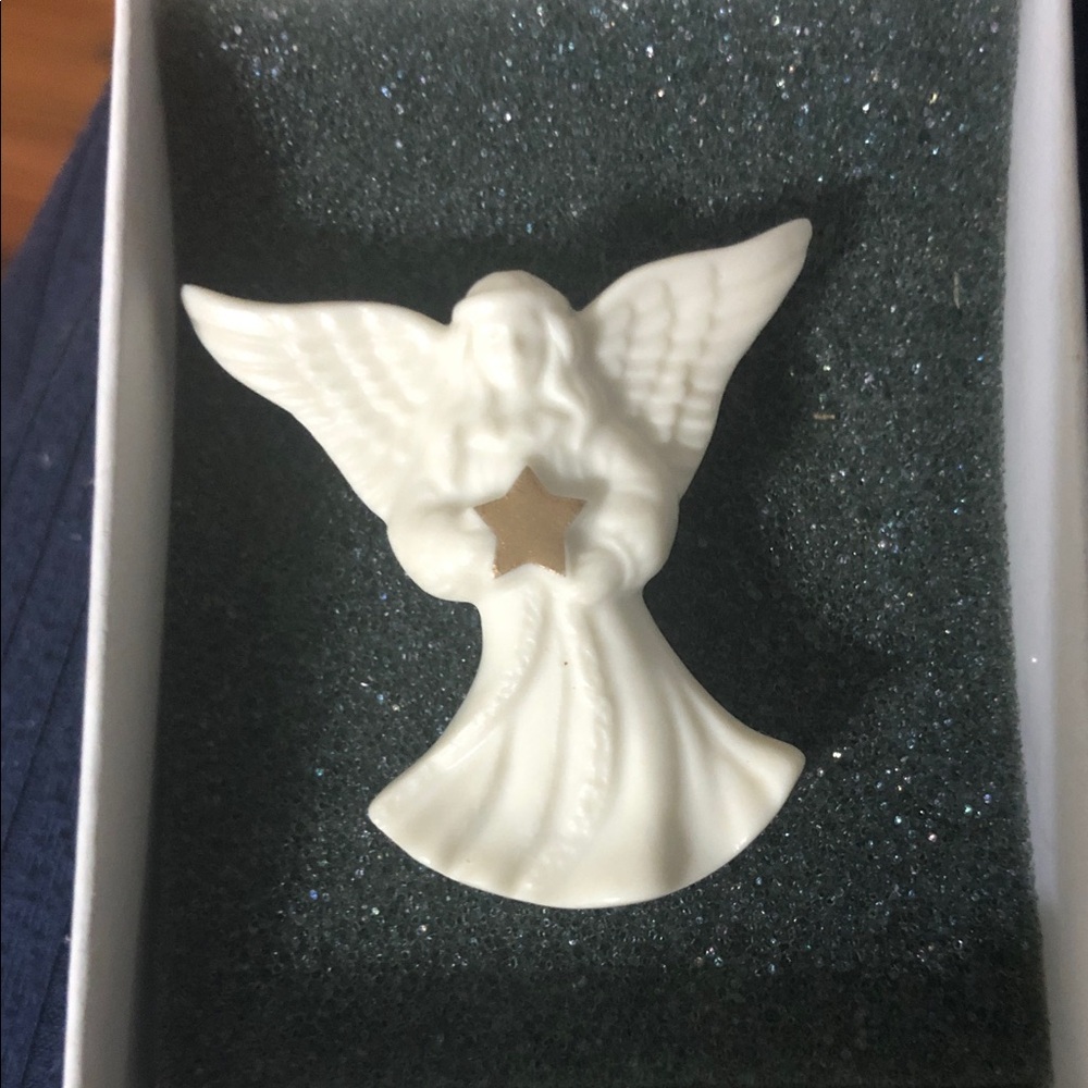 Lenox White Angel Brooch with Gold Star Accent